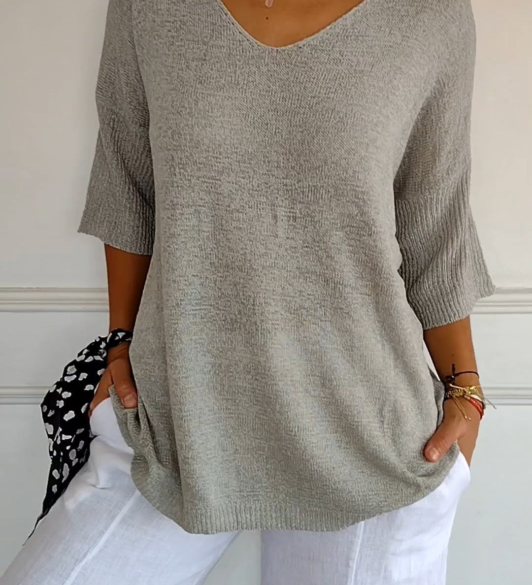 Anwen | Soft Drape V-Neck Knit - Effortlessly elegant