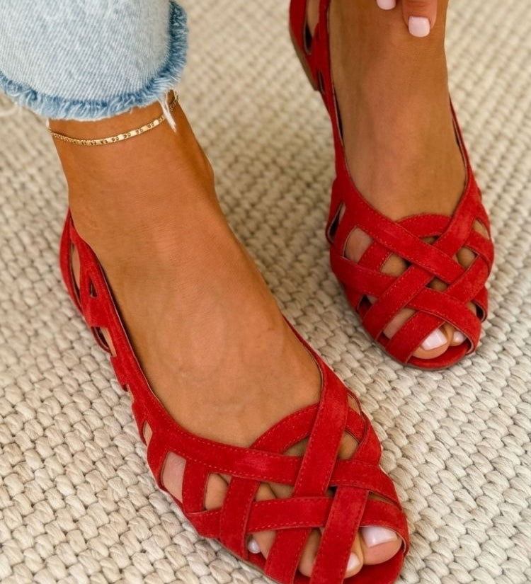 Perpetua | Woven Fuchsia Flat