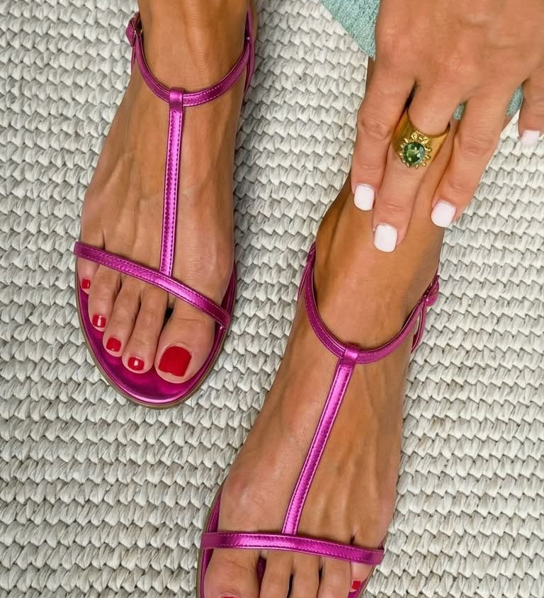 Anouk | Golden Thin Strap Sandal