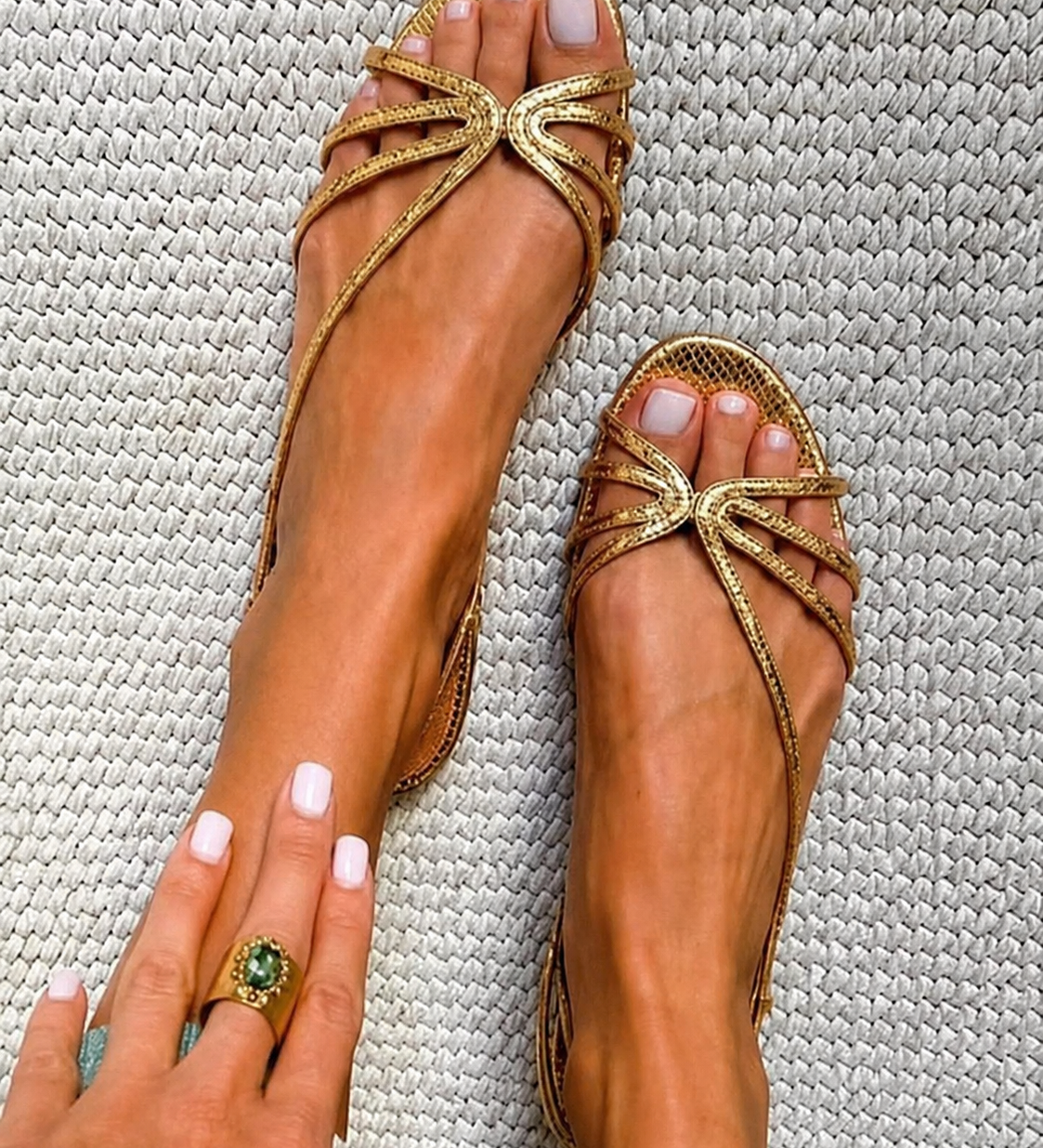 Fabienne | Golden Knot Flat Sandal