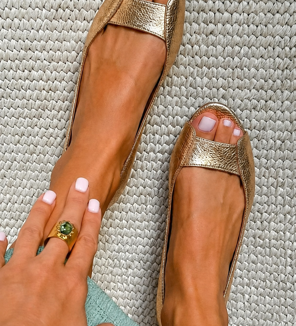 Delphine | Golden Chic Heel