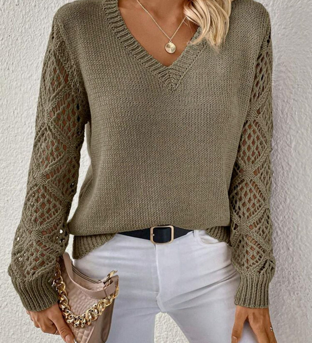 Elizabeth | Soft V-neck Sweater