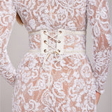 Pia | Chic Lace Jumpsuit
