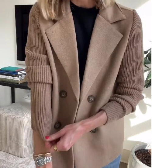 Amora - Elegant Blazer with Woven Sleeves