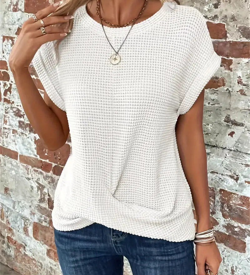 Sophie - The Sweetheart Round Neck T-Shirt